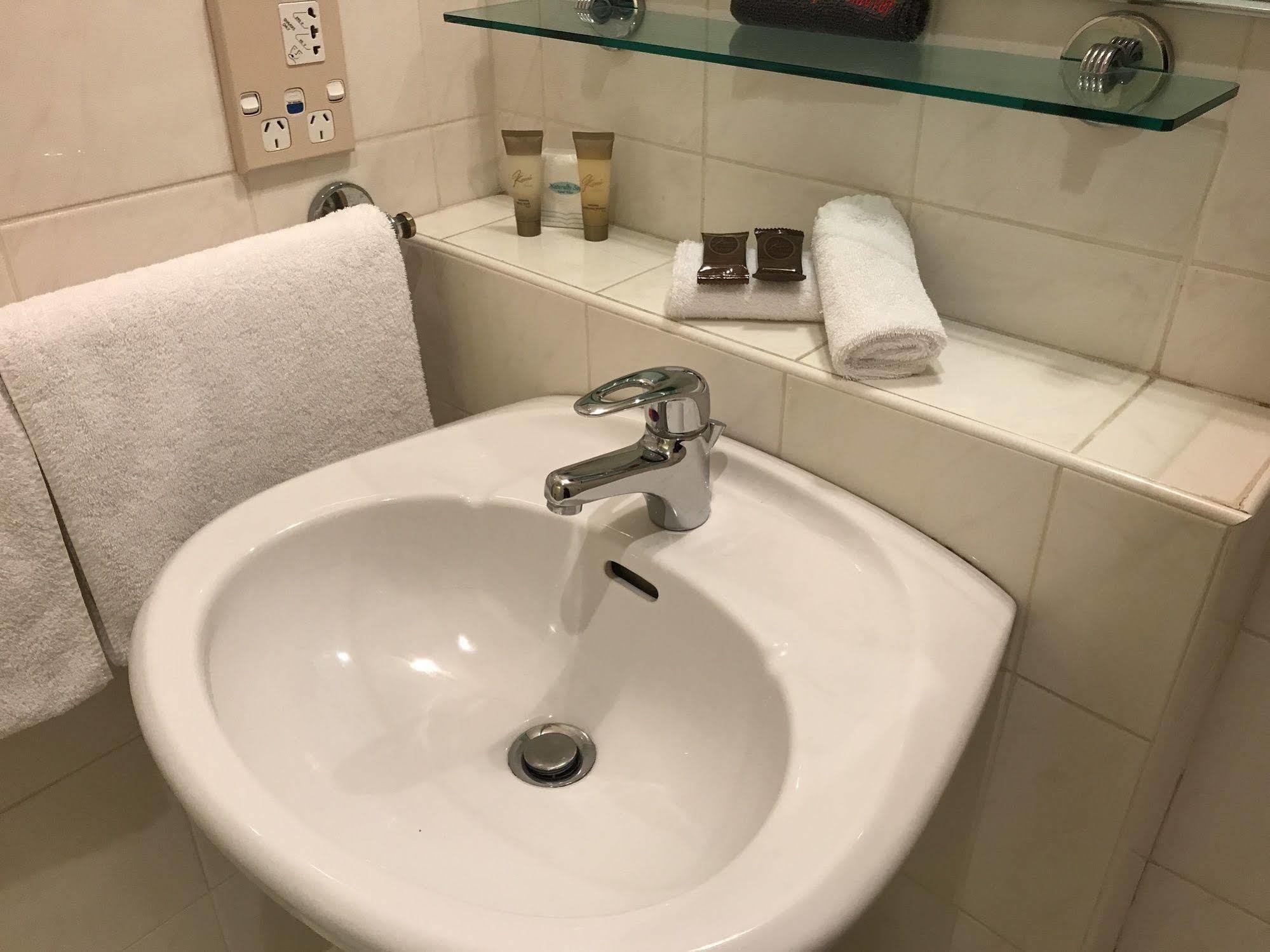 Pacific Harbour Motor Inn Gisborne Eksteriør billede