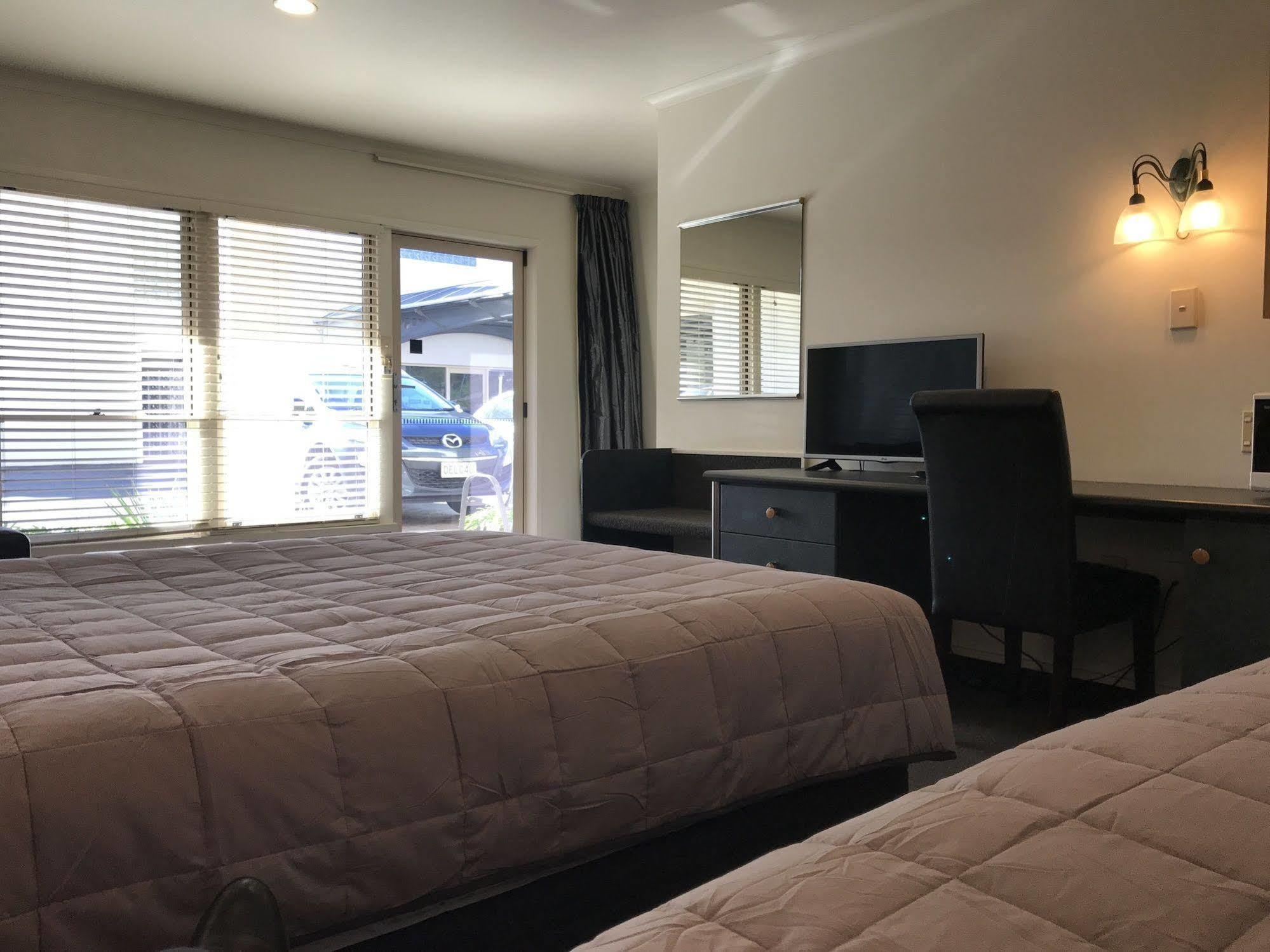 Pacific Harbour Motor Inn Gisborne Eksteriør billede